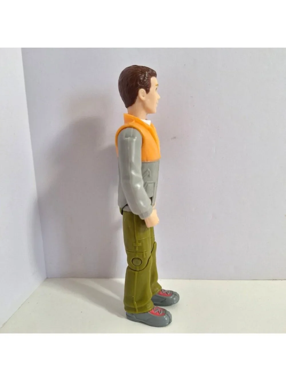 Loving Family Man Gray Dad Orange Jacket Green Pants 2004
